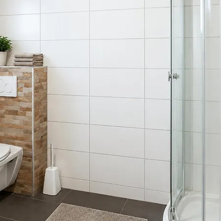 2 Bedroom Lovely In